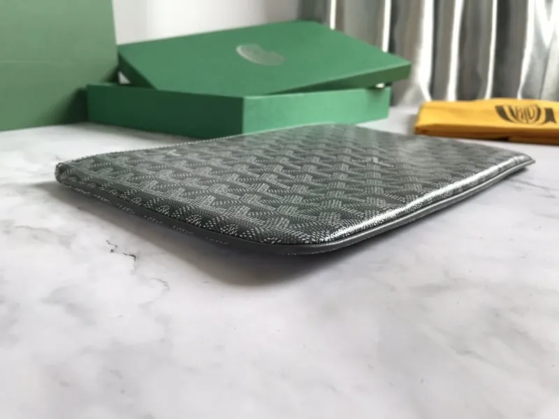 Alternative view of Goyard Clutch Bags-154