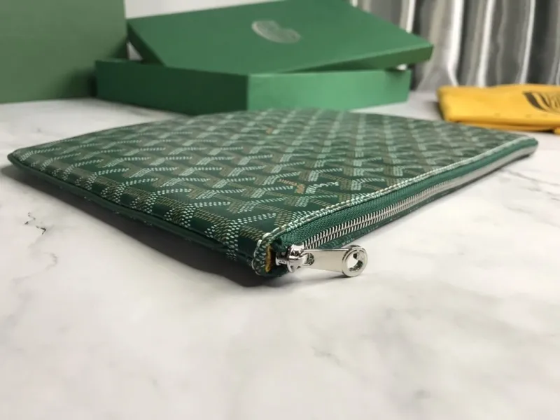 Alternative view of Goyard Clutch Bags-156