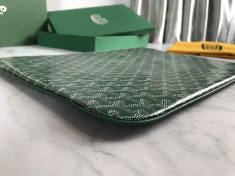 Alternative view of Goyard Green Clutch Bag 164
