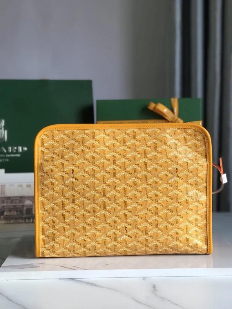 Alternative view of Goyard Yellow Clutch Bag 172