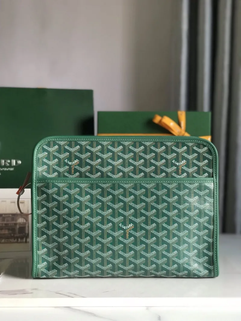 Goyard Green Clutch Bag 174