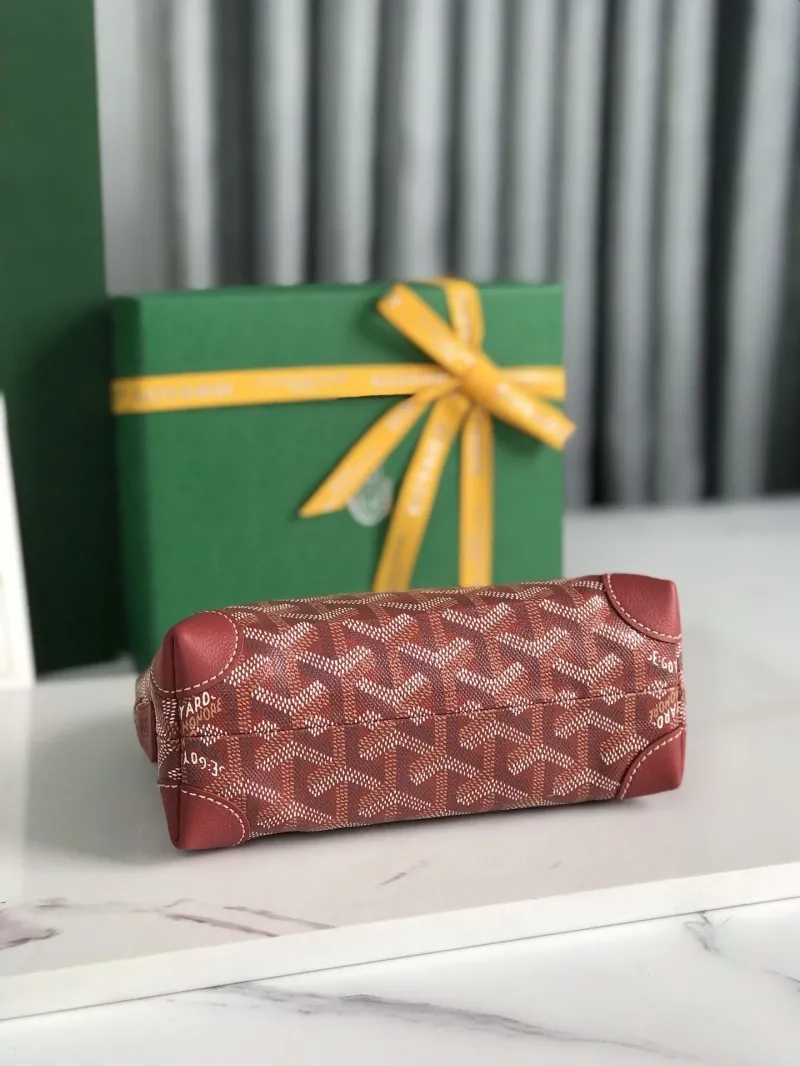 Goyard Red Dome Clutch Bag - Image 6