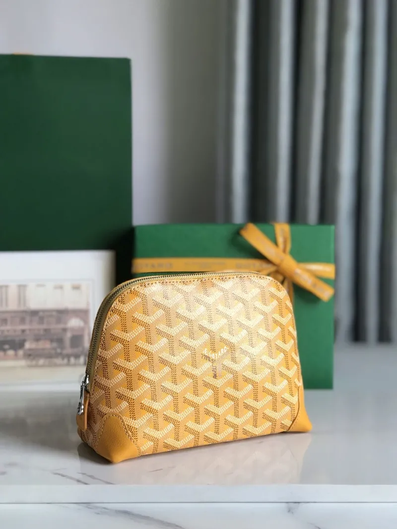 Alternative view of Goyard Yellow Clutch Bag 232
