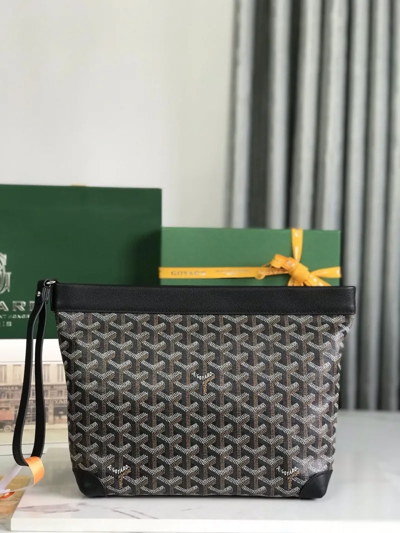 Goyard Black Clutch Bag 239