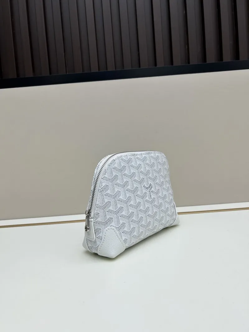 Alternative view of Goyard White Clutch Bag 249