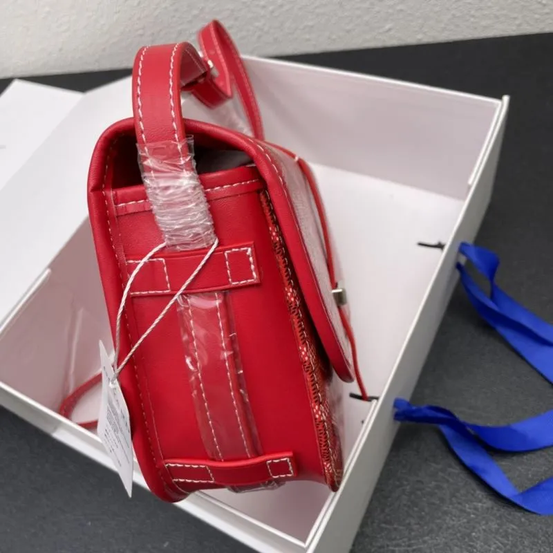 Goyard Red 22cm Saddle Crossbody Bag - Image 5