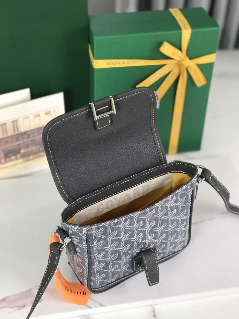 Goyard Gray Crossbody Messenger Bag Size 25 - Image 7
