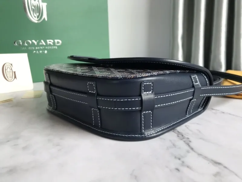 Goyard Navy Crossbody Saddle Bag - Image 4