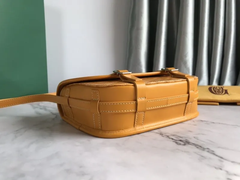 Goyard Yellow Crossbody Satchel Bag - Image 4