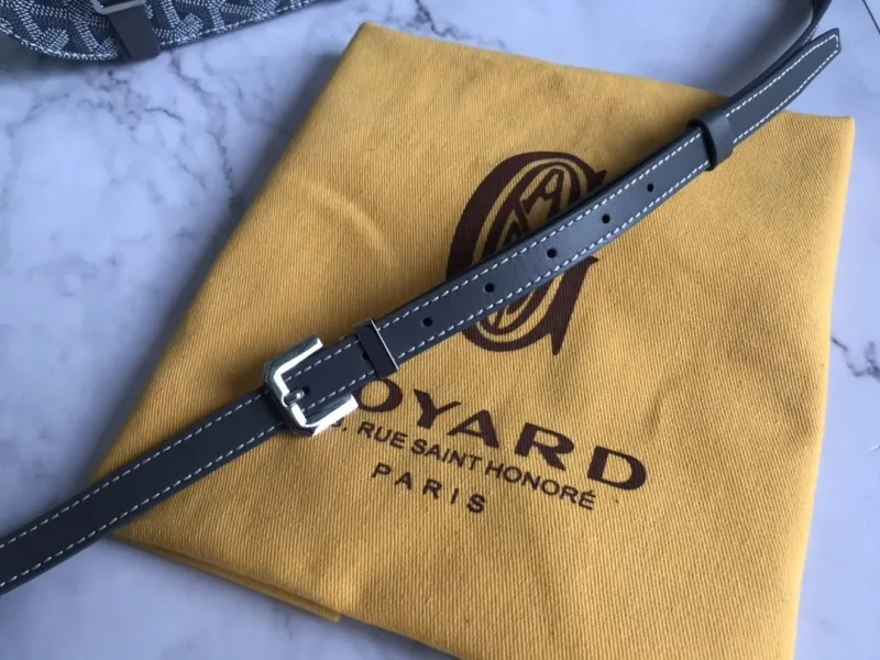 Goyard Gray Crossbody Satchel Bag 68 - Image 6