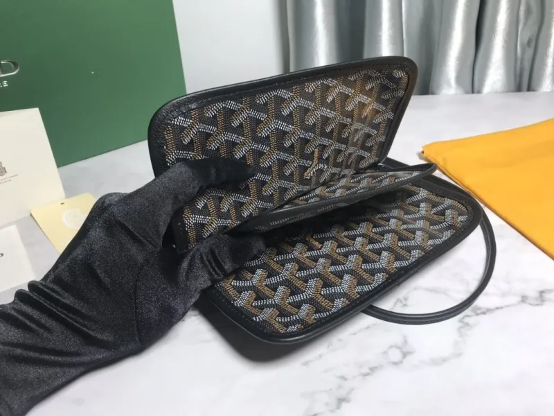 Goyard Black Crossbody Satchel Bag - Image 3
