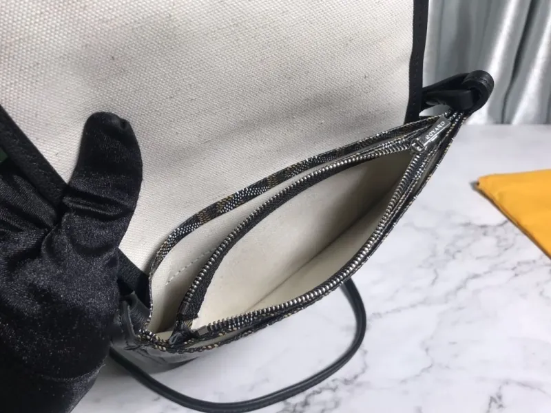 Goyard Black Crossbody Satchel Bag - Image 6