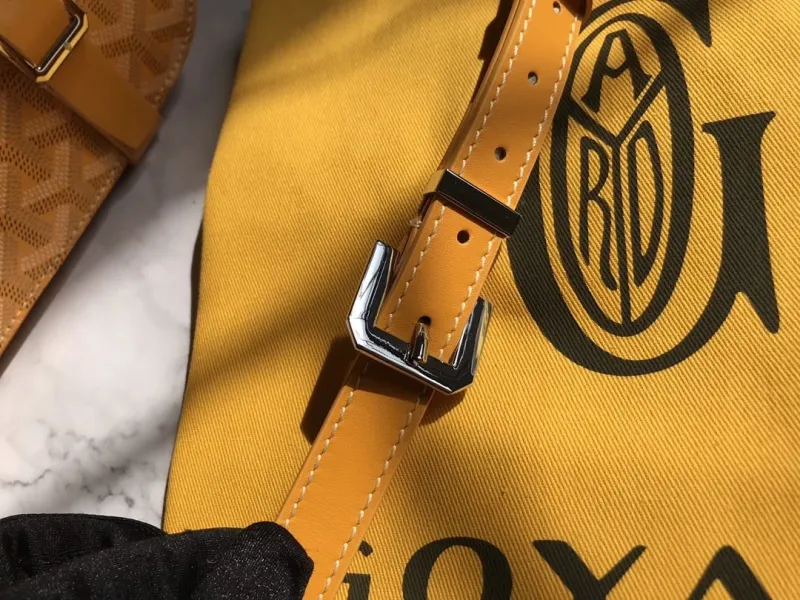 Goyard Yellow Messenger Satchel Bag - Image 7