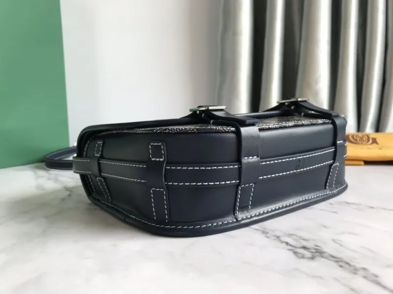 Goyard Navy Crossbody Satchel Bag - Image 4