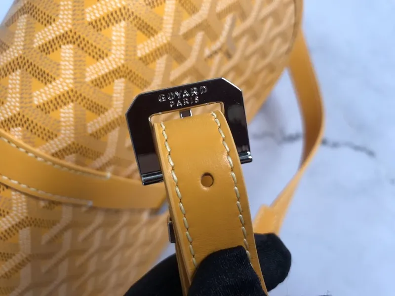 Goyard Yellow Satchel Crossbody Bag - Image 5