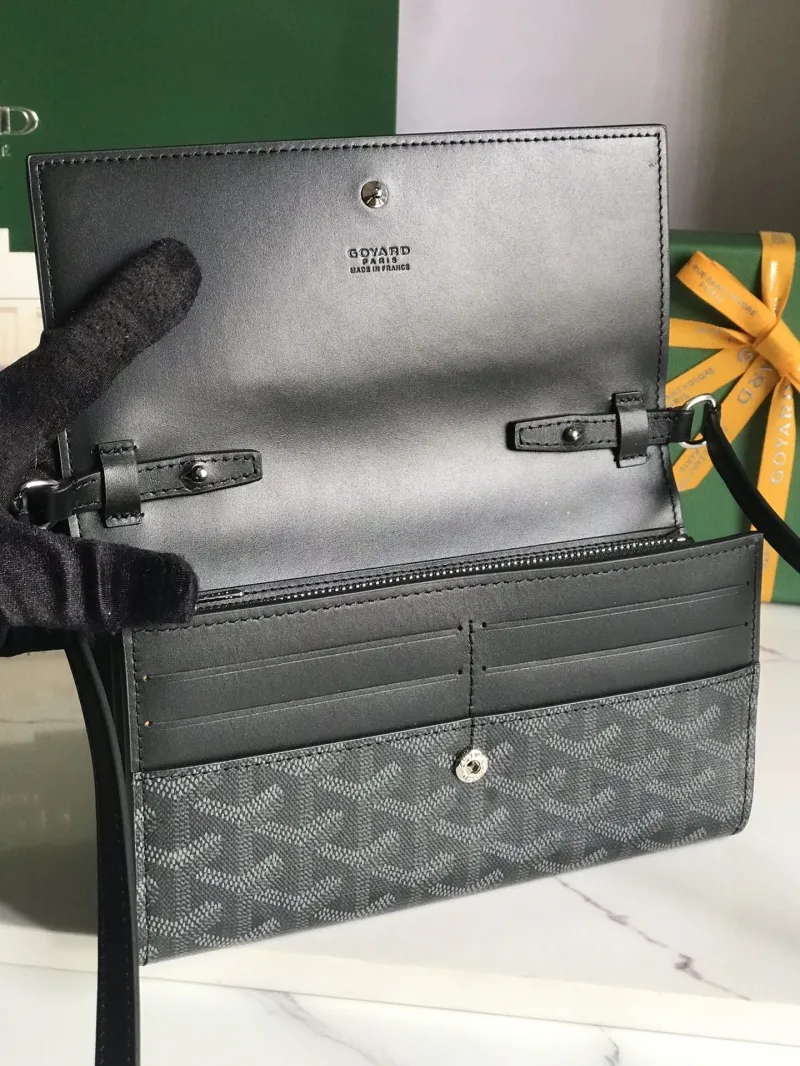 Goyard Black Crossbody Satchel Wallet Bag - Image 8