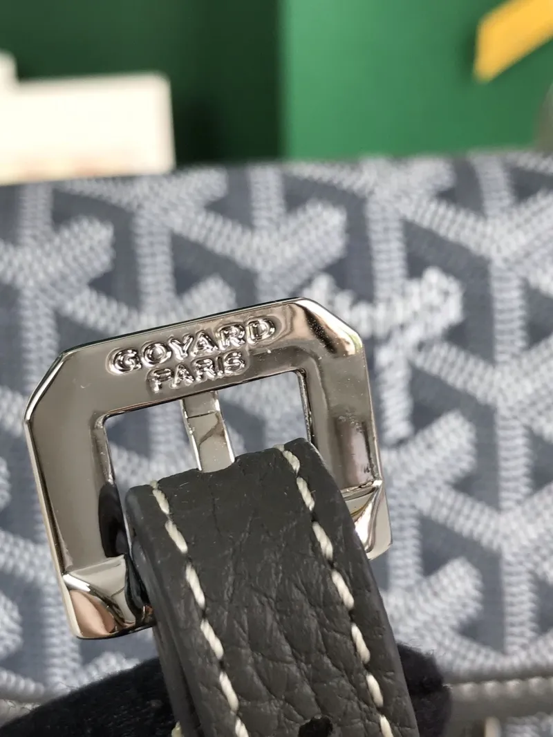 Goyard Gray Crossbody Satchel Bag - Image 8