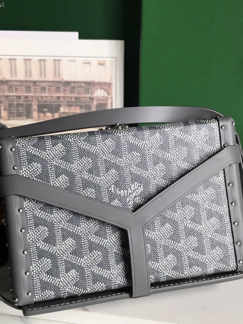 Goyard Gray Crossbody Box Bag - Image 3