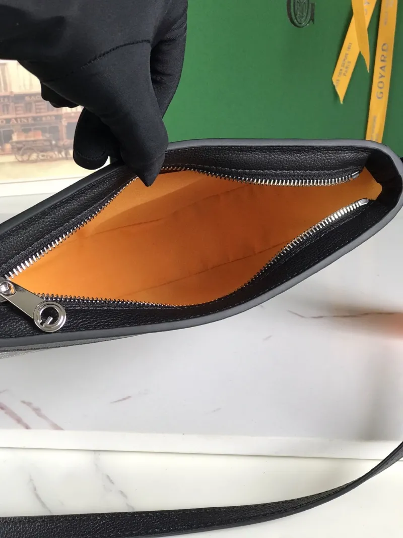 Goyard Black Crossbody Satchel Bag - Image 6