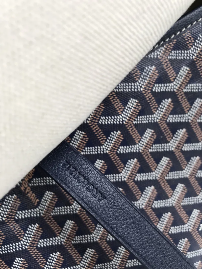 Goyard Navy Messenger Satchel Bag 241 - Image 9