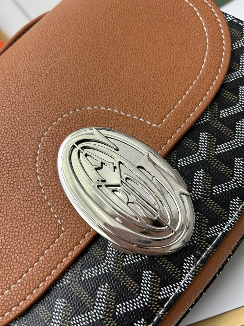 Goyard Brown Black Crossbody Saddle Bag 353 - Image 4