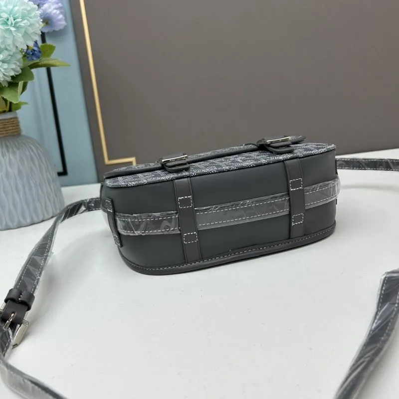 Goyard Gray Messenger Bag 424 - Image 5