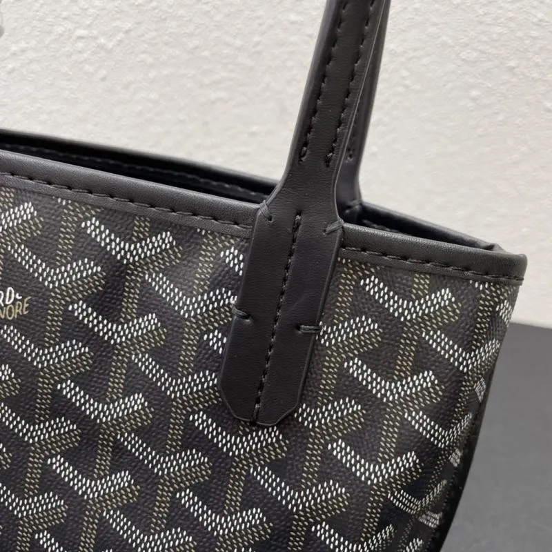 Goyard Small Black Shopping Tote Bag with Pouch - Image 7