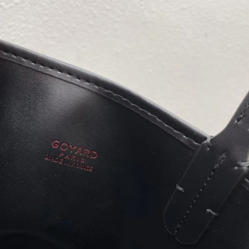 Goyard Small Black Shopping Tote Bag with Pouch - Image 9
