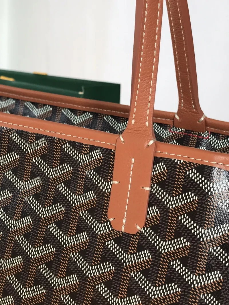 Goyard Black Tote Bag with Tan Leather Trim - Image 6