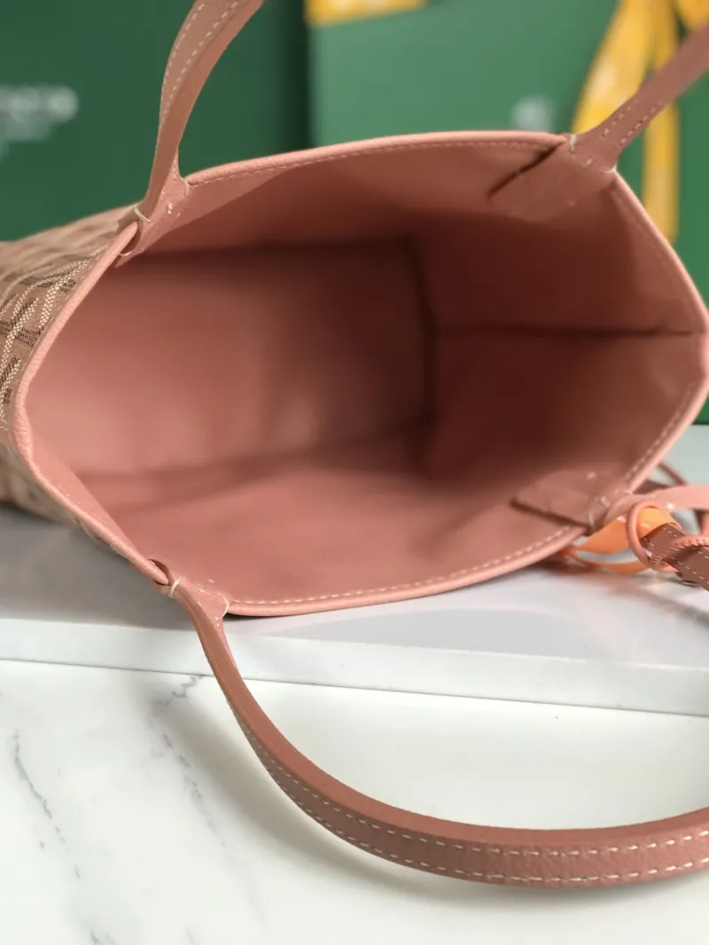 Goyard Pink Tote Bag with Small Pouch - Image 7