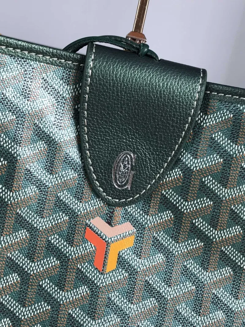 Goyard Green Shopping Tote Bag With Pouch - Image 4