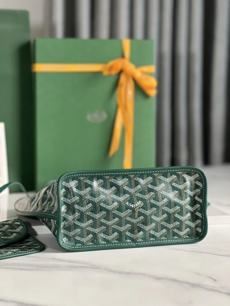 Goyard Green Shopping Tote Bag Size 25 - Image 5
