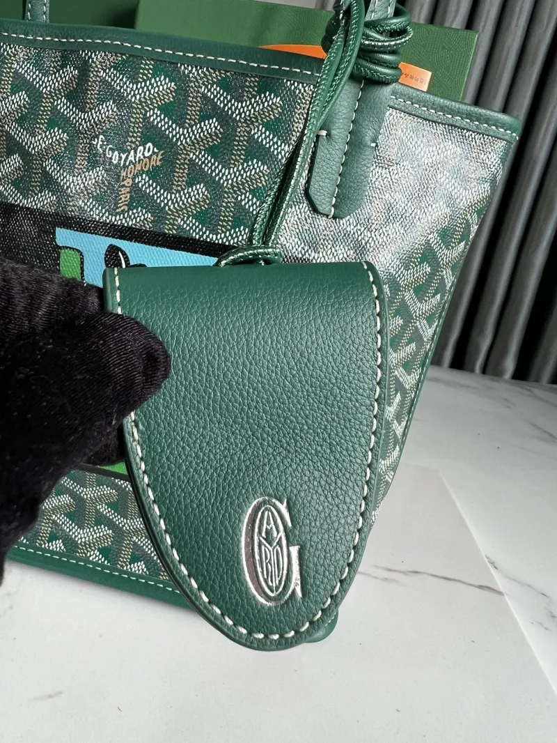 Goyard Green Shopping Tote Bag Size 25 - Image 9