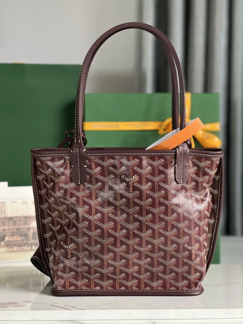 Goyard 26 Burgundy Tote Bag with Dog Print - Image 4