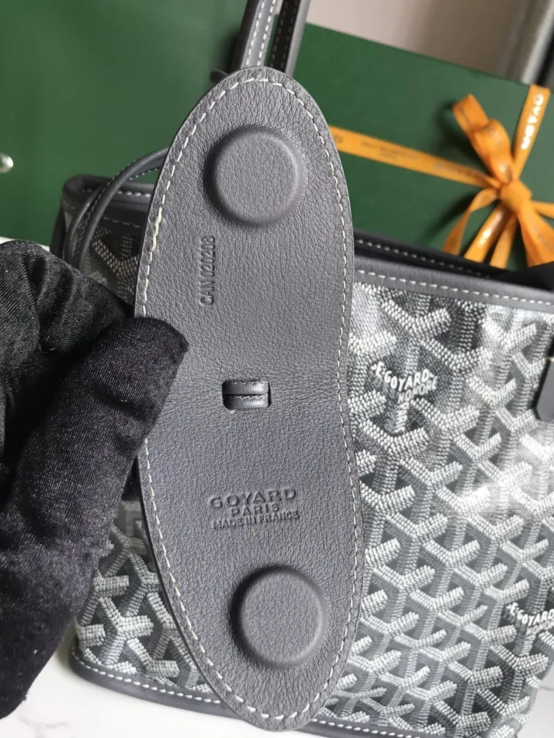 Goyard Dark Gray Small Tote Bag - Image 8