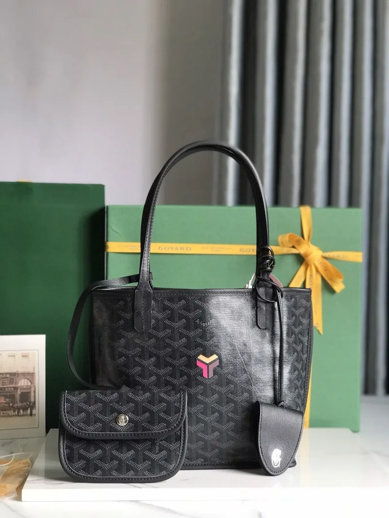 Goyard Black Shopping Tote Bag with Pouch