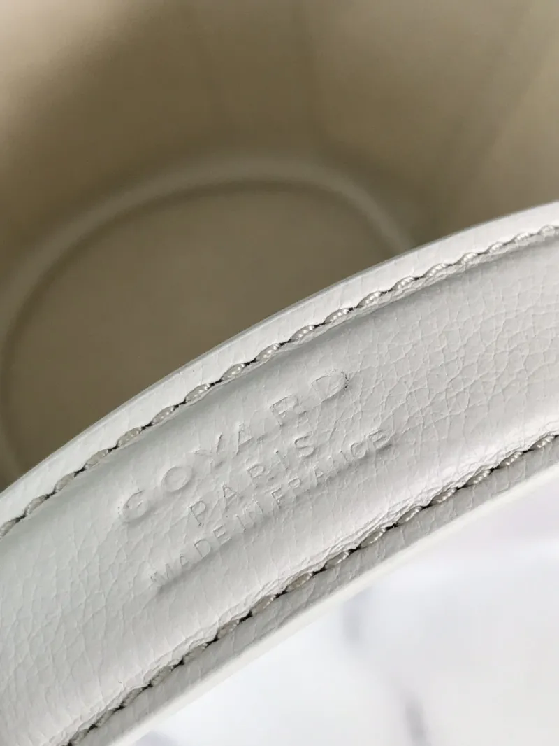 Goyard White Bucket Tote Bag - Image 7