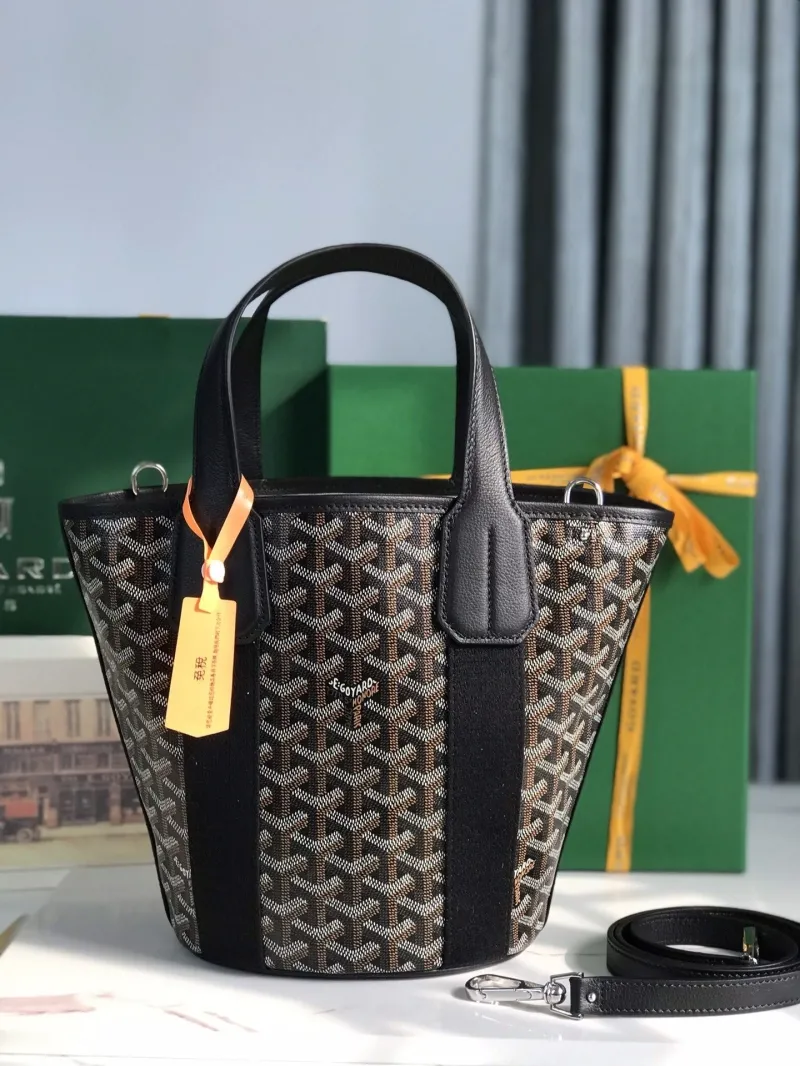 Goyard Black Bucket Handbag with Shoulder Strap - Image 3