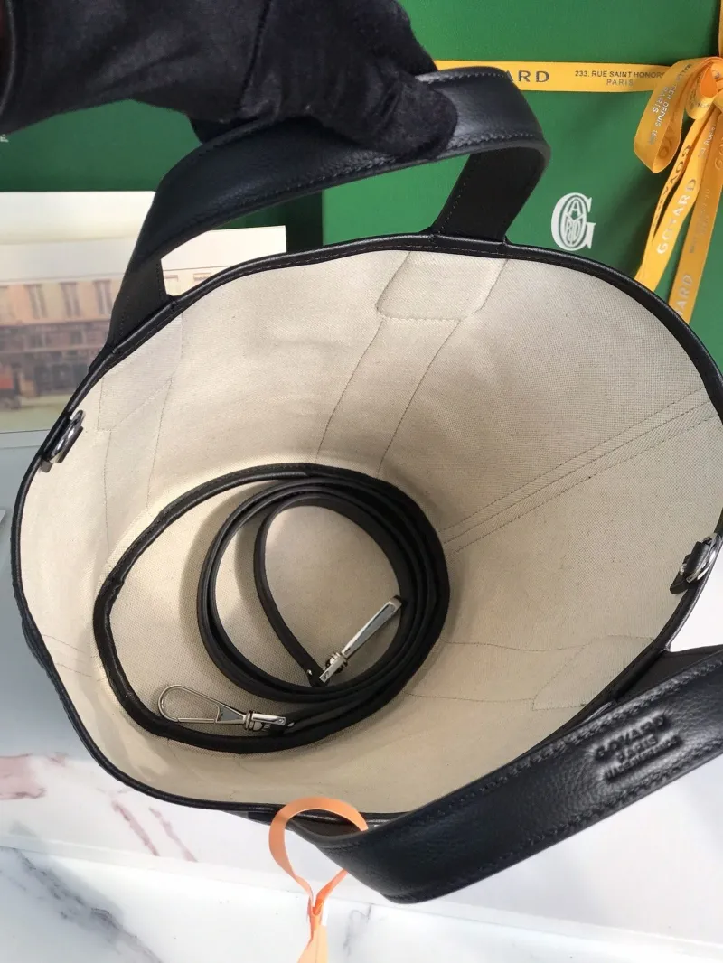 Goyard Black Bucket Handbag with Shoulder Strap - Image 8