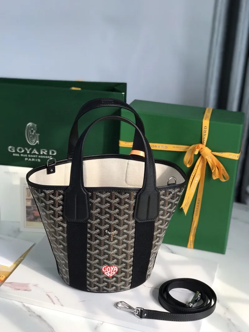 Goyard Black Bucket Handbag with Shoulder Strap - Image 9