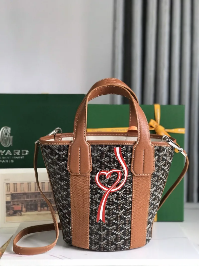 Goyard Black Tan Bucket Handbag with Shoulder Strap