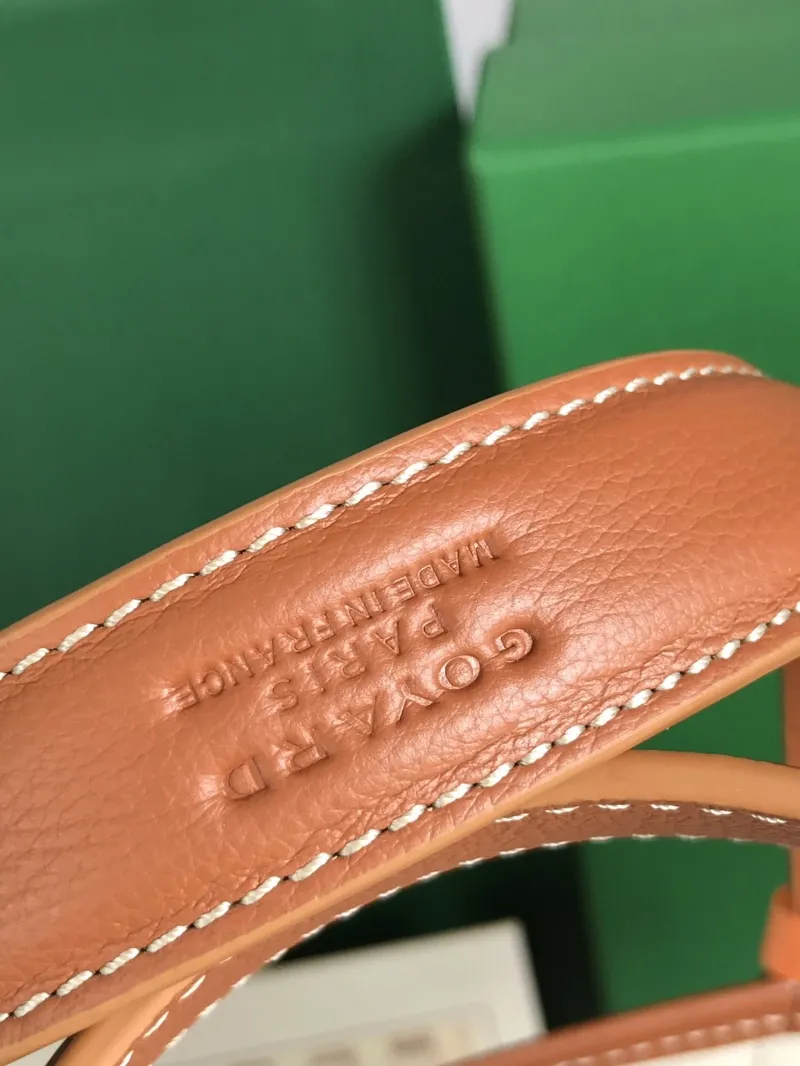 Goyard Black Tan Bucket Handbag with Shoulder Strap - Image 7