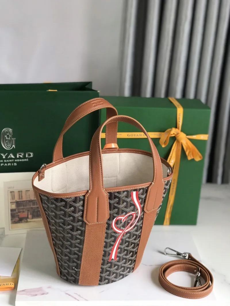 Goyard Black Tan Bucket Handbag with Shoulder Strap - Image 9