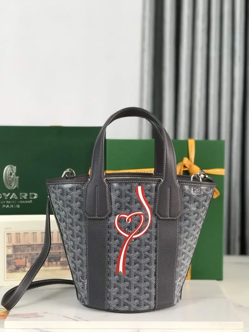 Goyard Dark Gray Bucket Shoulder Handbag