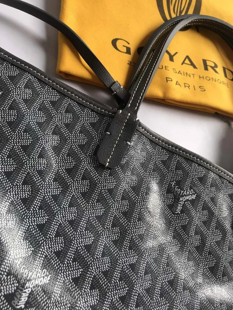 Goyard Gray Tote Bag with Pouch - Image 5