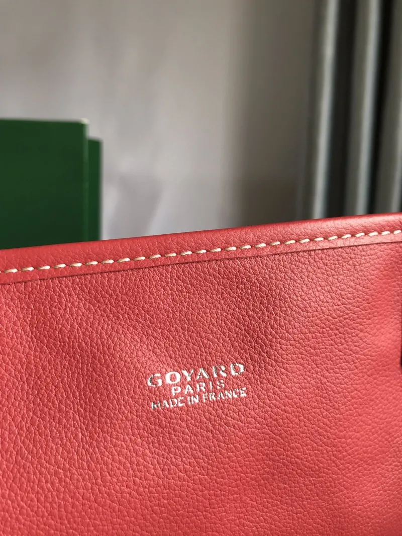 Goyard Red Tote Bag with Pouch - Image 7