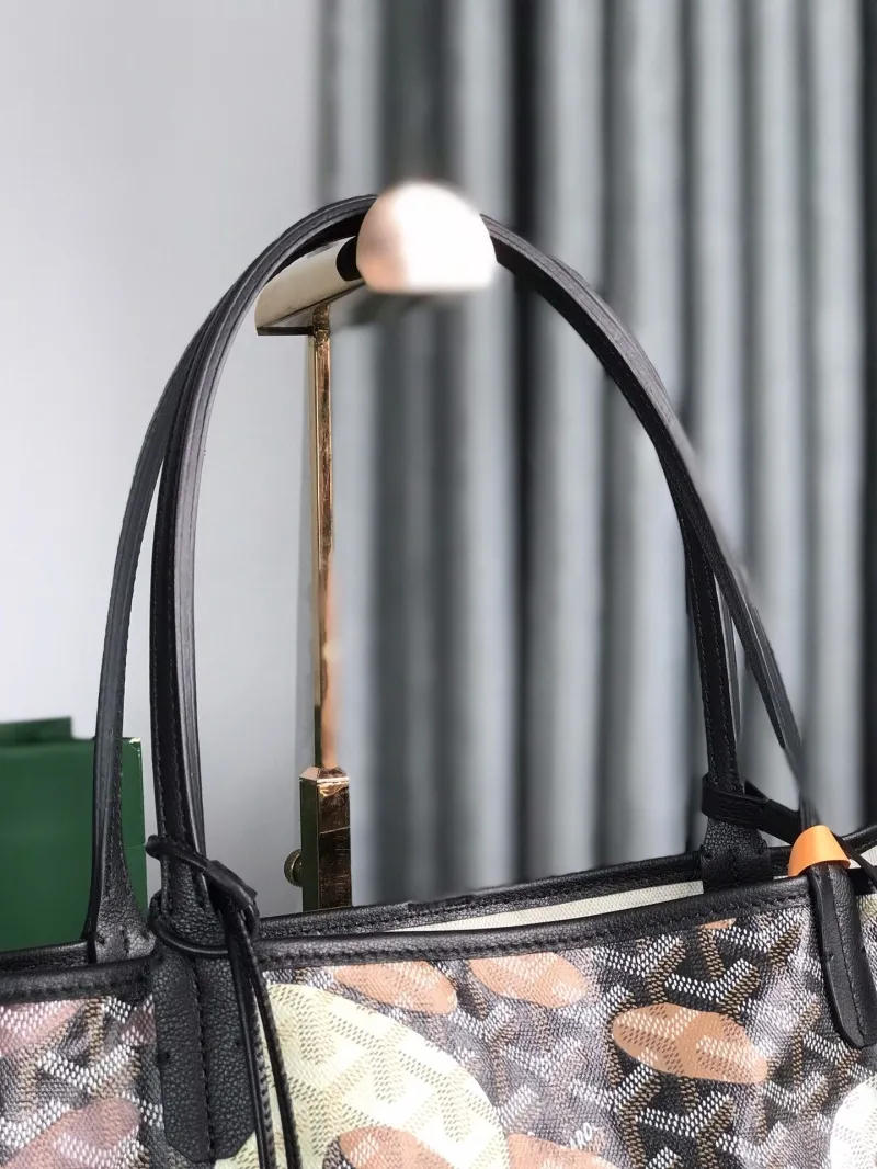 Goyard Camouflage Tote Bag with Small Pouch - Image 5
