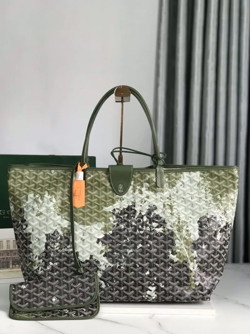 Goyard Green Shopping Tote Bag with Pouch - Image 9