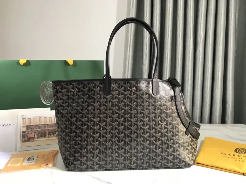 Goyard Black Pet Carrier Tote Bag - Image 3