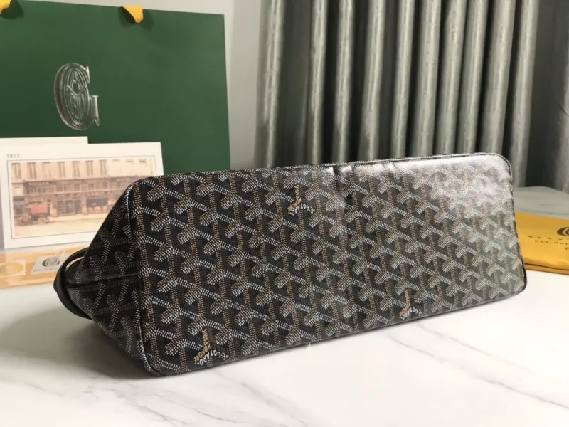 Goyard Black Pet Carrier Tote Bag - Image 4